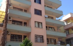 Uğurlu Apartmanı